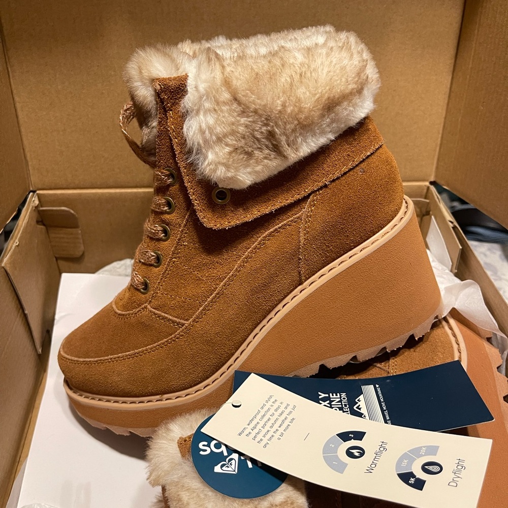 ROXY boots